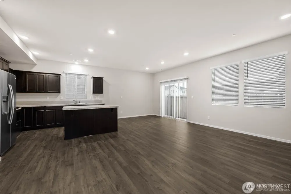 18772 Lipoma Place E Puyallup, WA 98374
