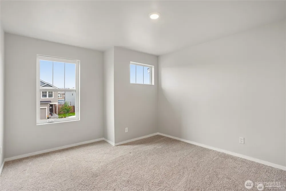 18772 Lipoma Place E Puyallup, WA 98374