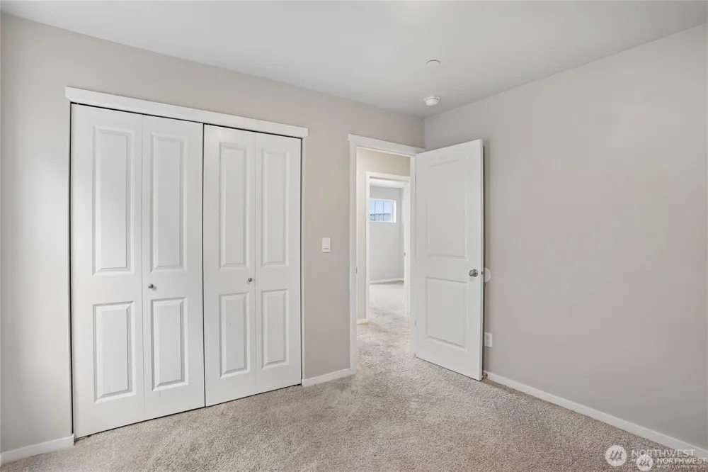 18772 Lipoma Place E Puyallup, WA 98374