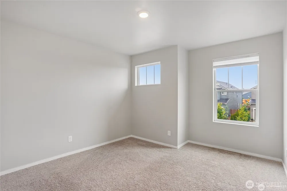 18772 Lipoma Place E Puyallup, WA 98374