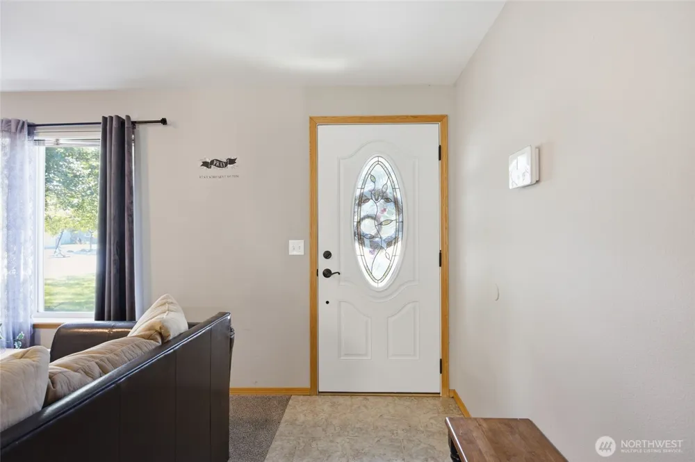329 E Belair Drive Moses Lake, WA 98837
