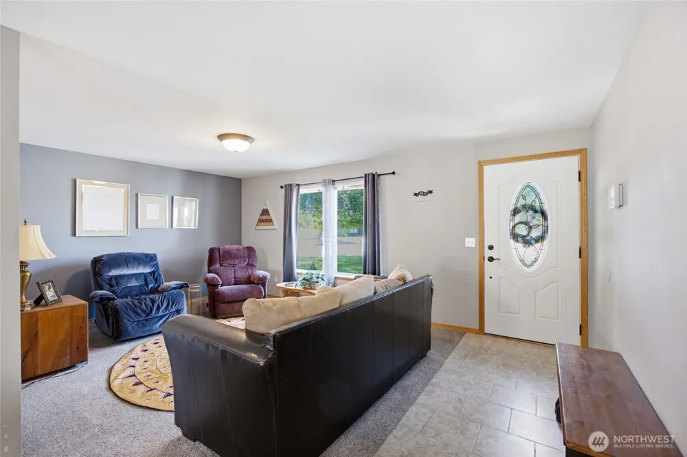 329 E Belair Drive Moses Lake, WA 98837