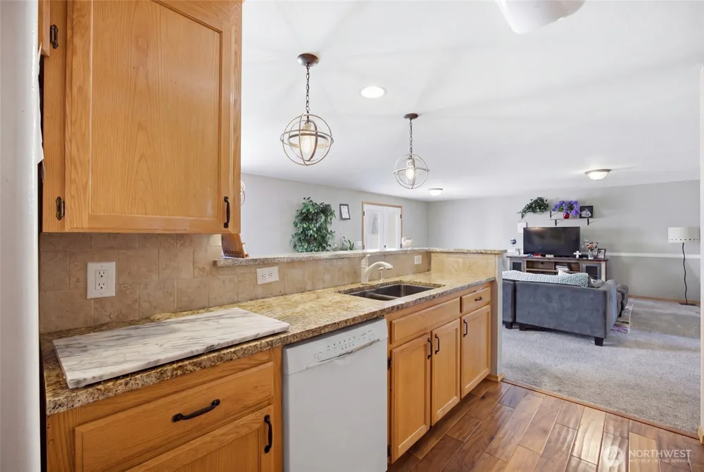 329 E Belair Drive Moses Lake, WA 98837