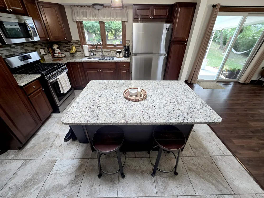 7335 Clayton Avenue Inver Grove Heights, MN 55076