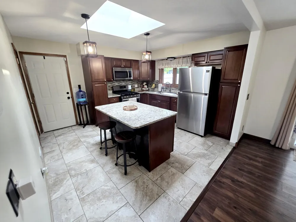 7335 Clayton Avenue Inver Grove Heights, MN 55076