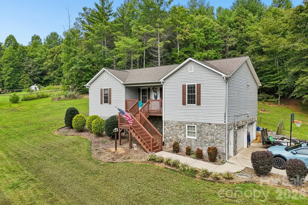 3604 Deerbrook Road Lenoir, NC 28645