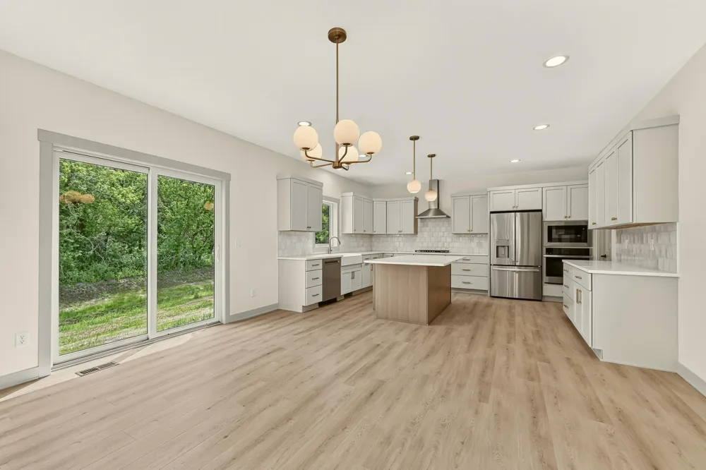 3730 Stonehedge Drive NE Rochester, MN 55906