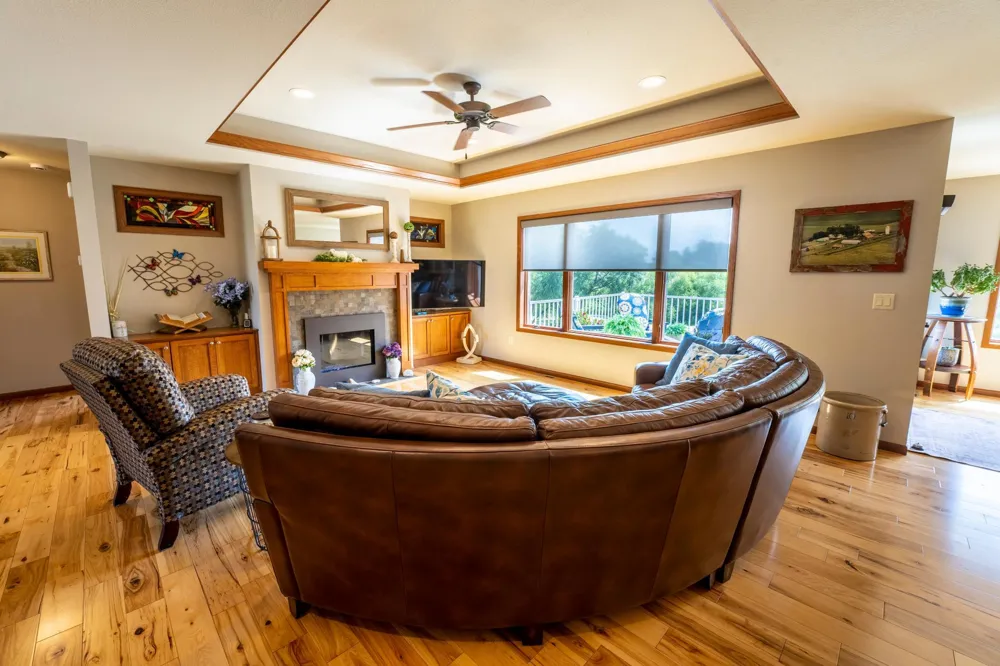 864 Goves Way Madelia, MN 56062