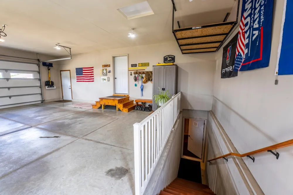 864 Goves Way Madelia, MN 56062