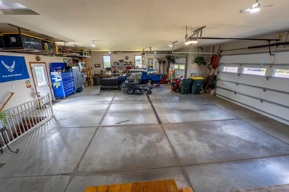 864 Goves Way Madelia, MN 56062