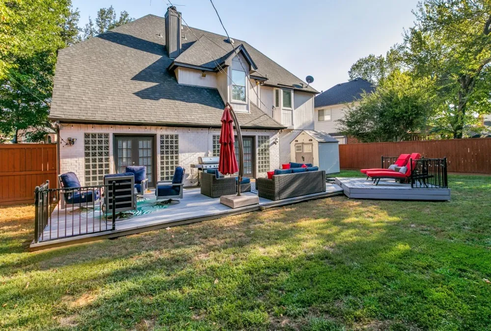 3001 Redstone Drive Arlington, TX 76001