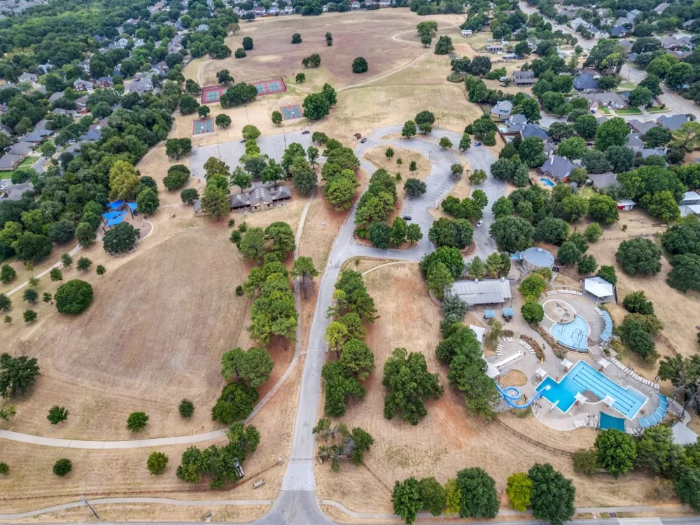 3001 Redstone Drive Arlington, TX 76001