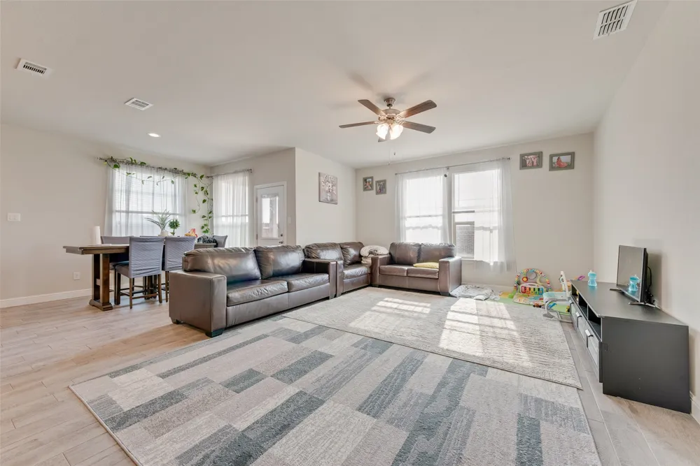 11229 Guinness Drive Fort Worth, TX 76052