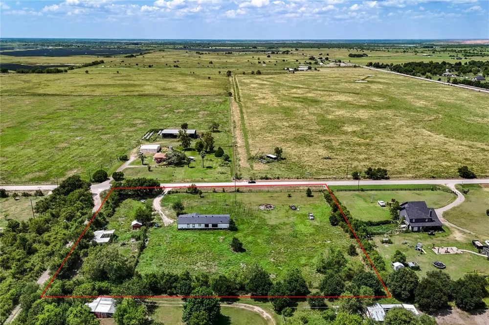 10225 Beard Road Needville, TX 77461