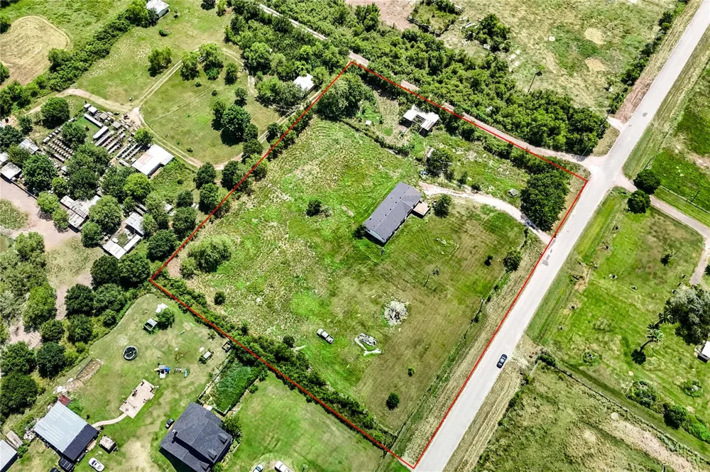 10225 Beard Road Needville, TX 77461