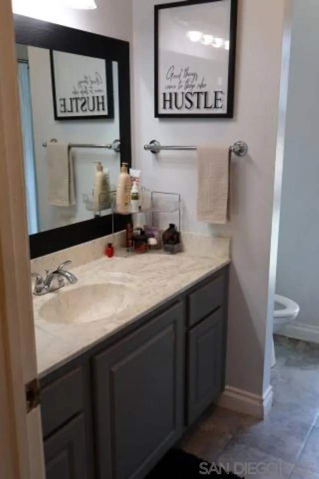 589 Johnson #230 El Cajon, CA 92020