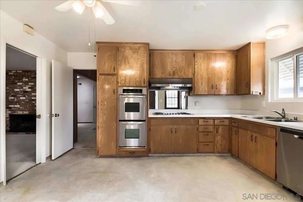 3446 Mount Aachen Avenue San Diego, CA 92111