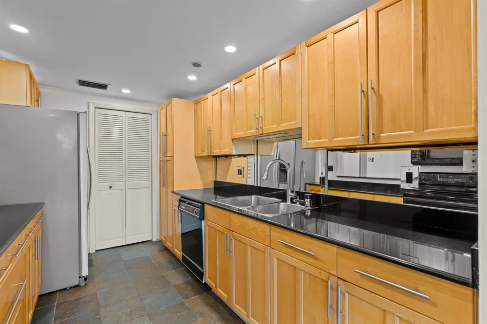859 JEFFERY STREET #5110 Boca Raton, FL 33487