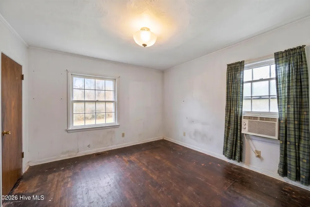 1109 E Northern Boulevard Tarboro, NC 27886