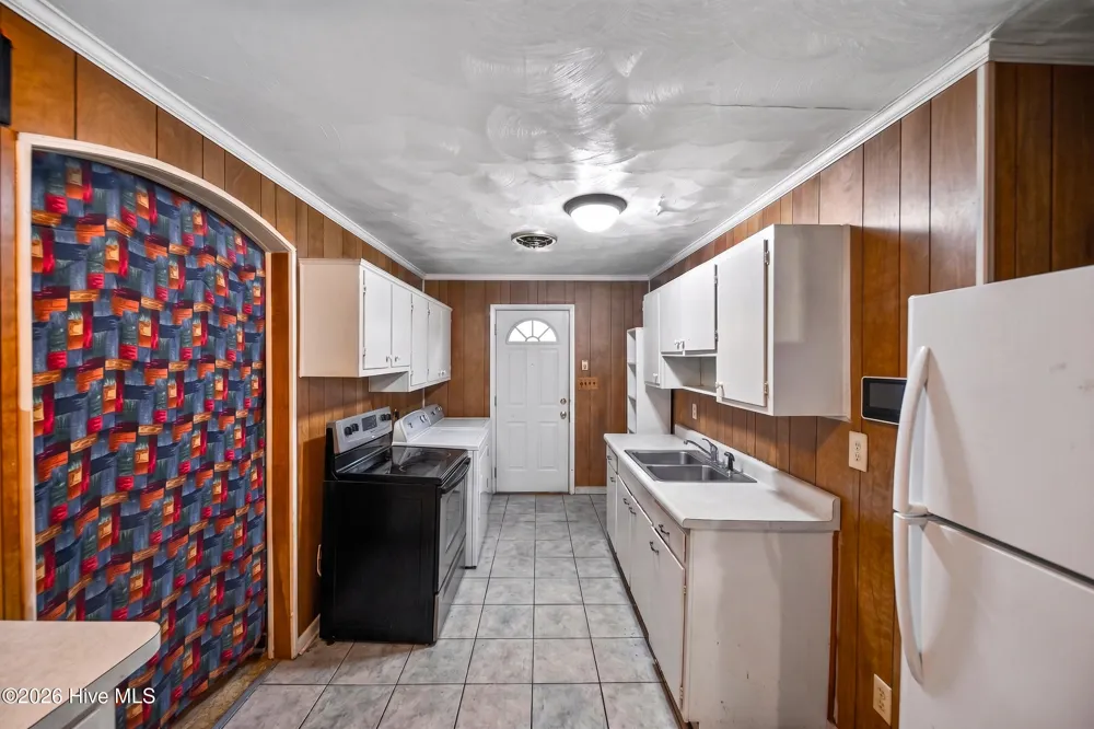 1109 E Northern Boulevard Tarboro, NC 27886