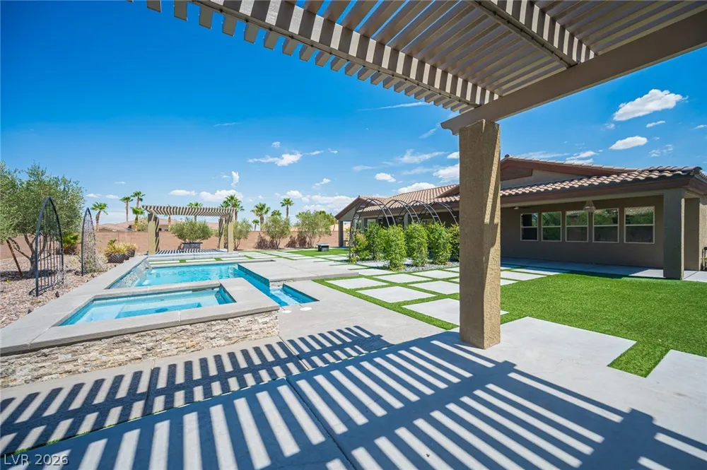 10300 Mystic Ledge Court Las Vegas, NV 89149