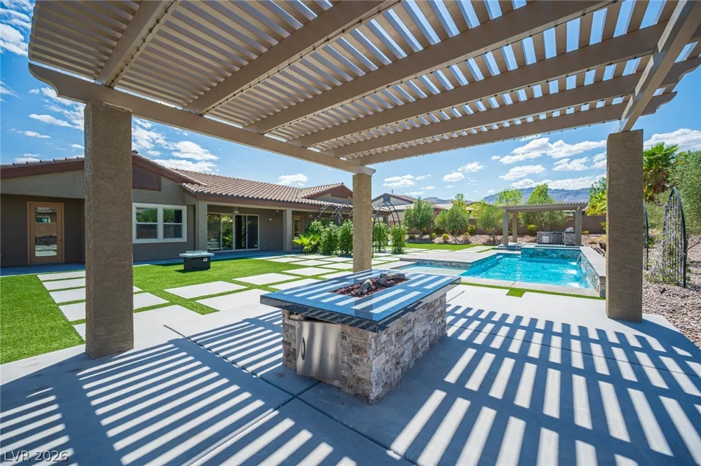10300 Mystic Ledge Court Las Vegas, NV 89149