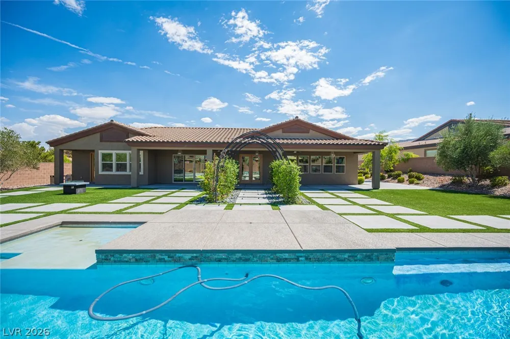 10300 Mystic Ledge Court Las Vegas, NV 89149