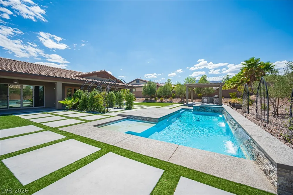 10300 Mystic Ledge Court Las Vegas, NV 89149
