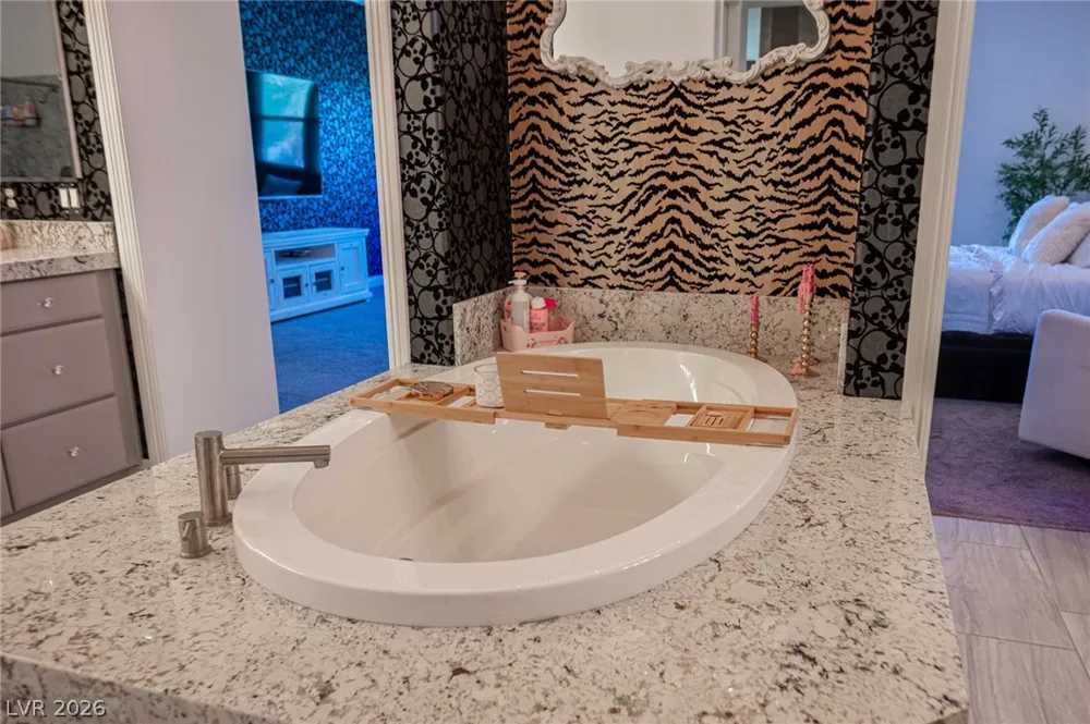 10300 Mystic Ledge Court Las Vegas, NV 89149