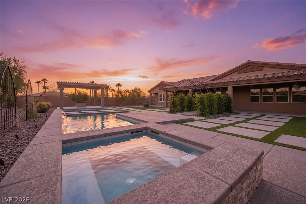 10300 Mystic Ledge Court Las Vegas, NV 89149