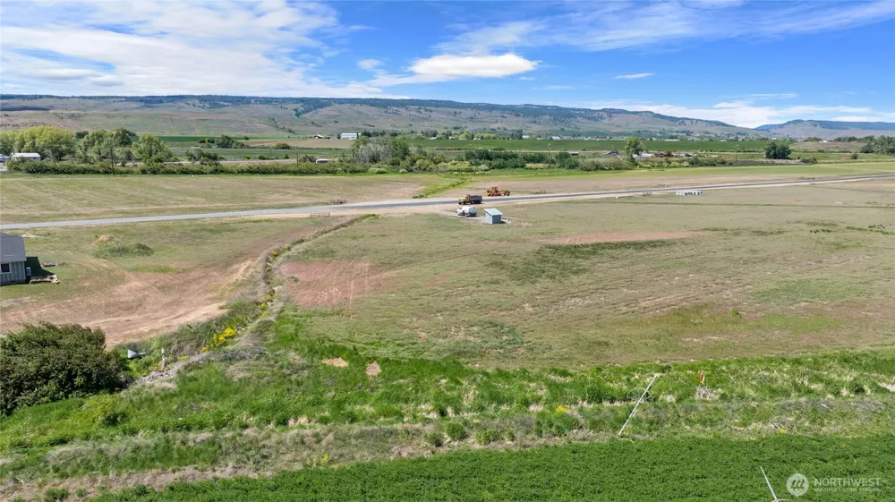 521 Thorp Landing Lane Thorp, WA 98926