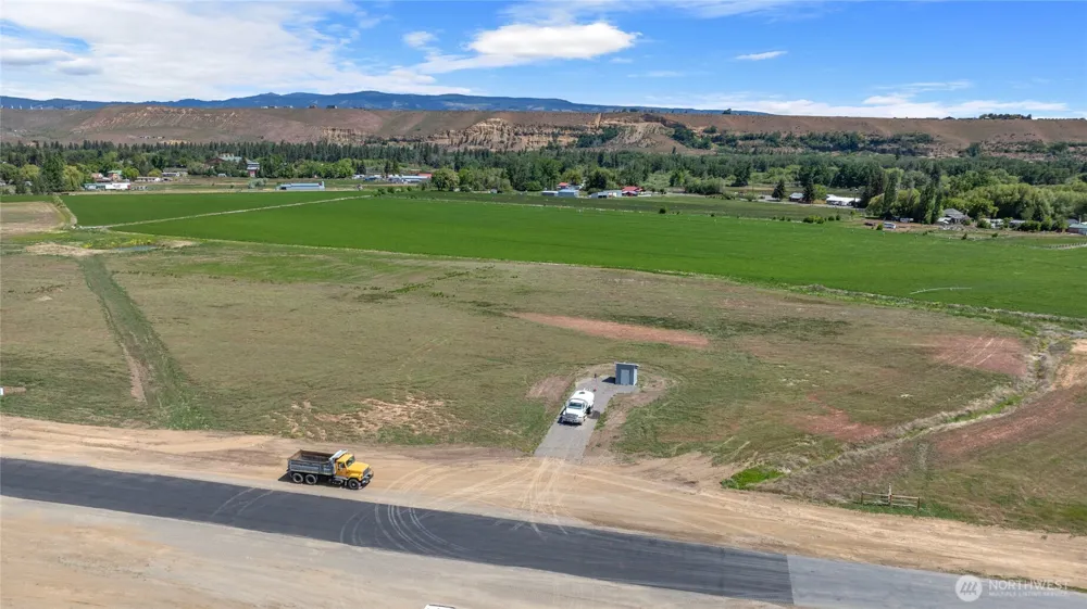 521 Thorp Landing Lane Thorp, WA 98926