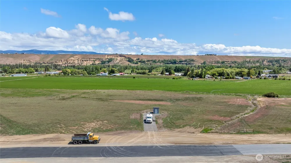521 Thorp Landing Lane Thorp, WA 98926
