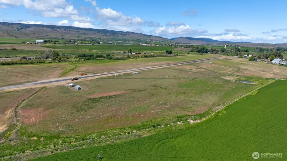 521 Thorp Landing Lane Thorp, WA 98926
