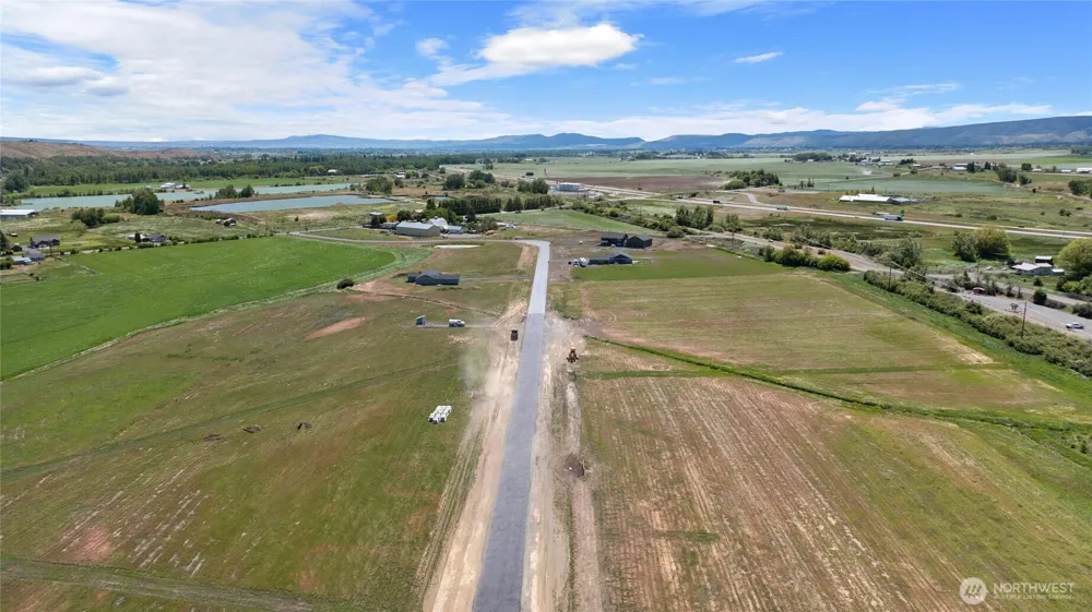 521 Thorp Landing Lane Thorp, WA 98926