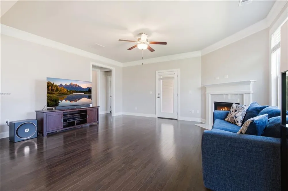 2050 Poplar Ridge Place Cumming, GA 30040