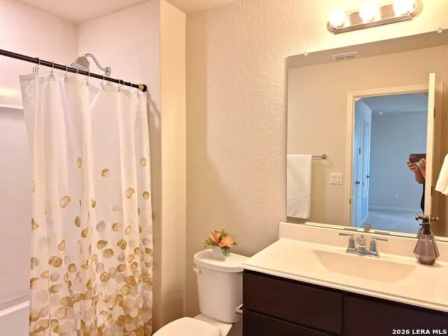 117 ANTLER BND San Antonio, TX 78253