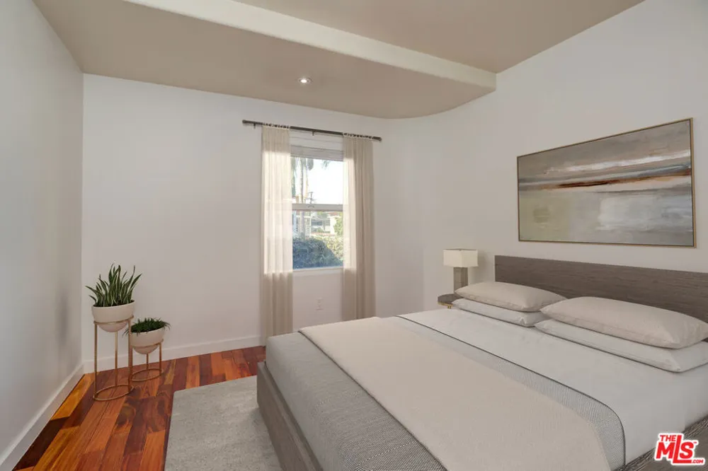 932 S Shenandoah Street #5 Los Angeles, CA 90035