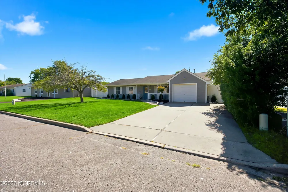 402 5th Street Waretown, NJ 08758