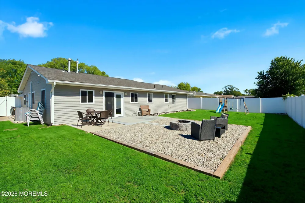 402 5th Street Waretown, NJ 08758