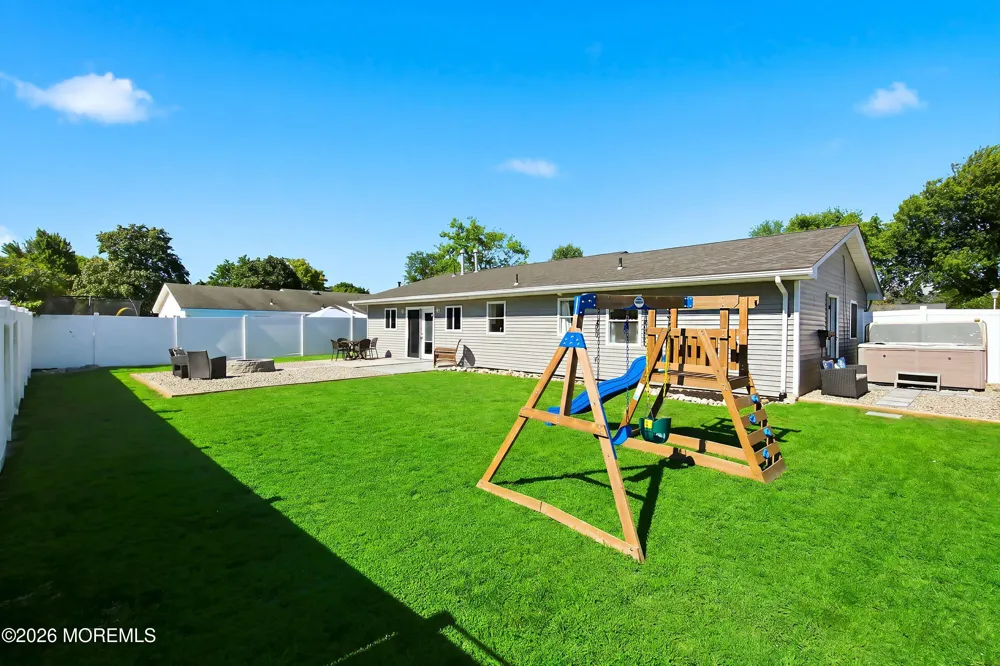 402 5th Street Waretown, NJ 08758