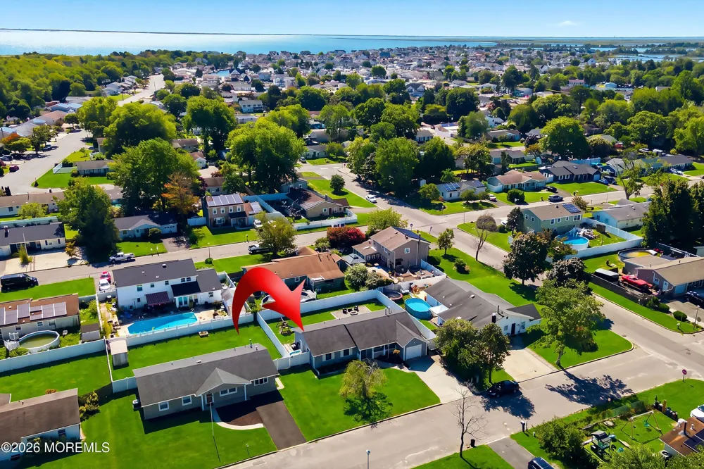402 5th Street Waretown, NJ 08758