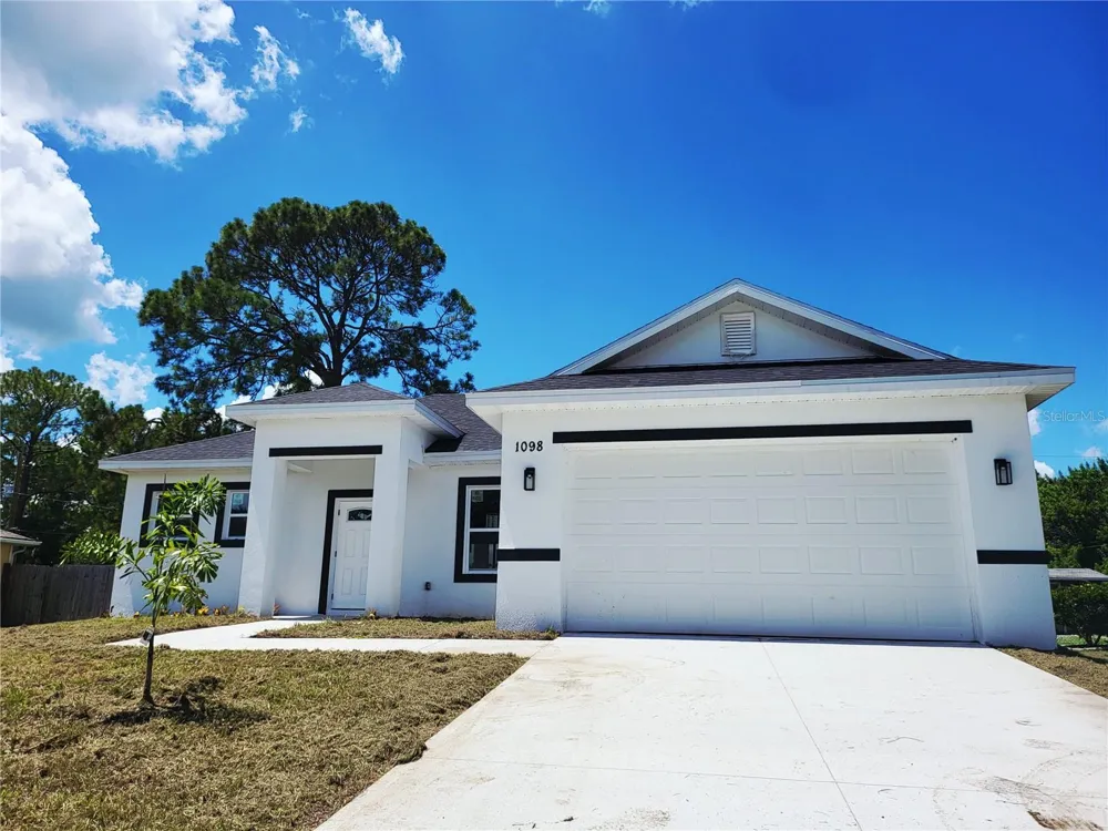 1098 HAMMACHER AVENUE SW Palm Bay, FL 32908