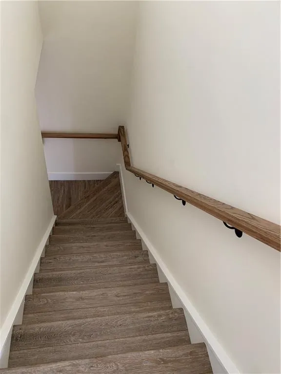 5985 Eagle Tiff Lane Sugar Hill, GA 30518