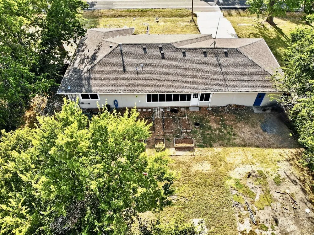 702 US Highway 69 Celeste, TX 75423