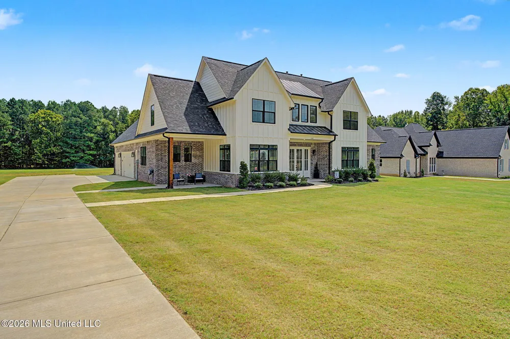 5042 Sophia Lane Hernando, MS 38632