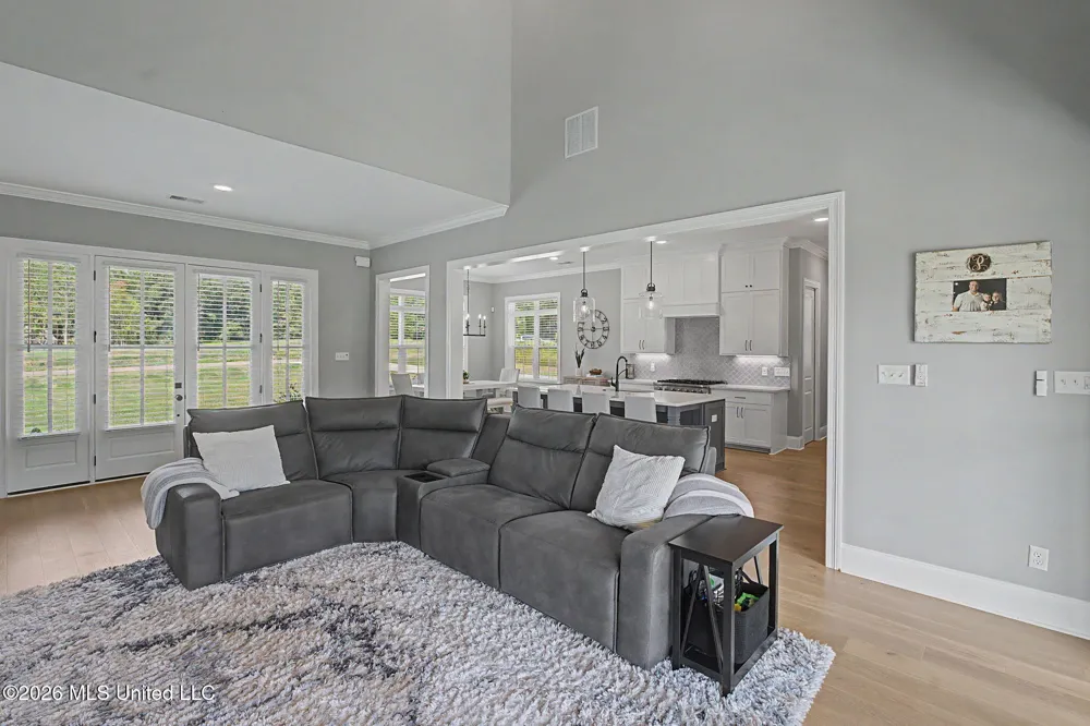 5042 Sophia Lane Hernando, MS 38632