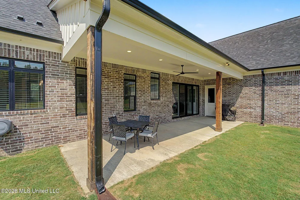 5042 Sophia Lane Hernando, MS 38632