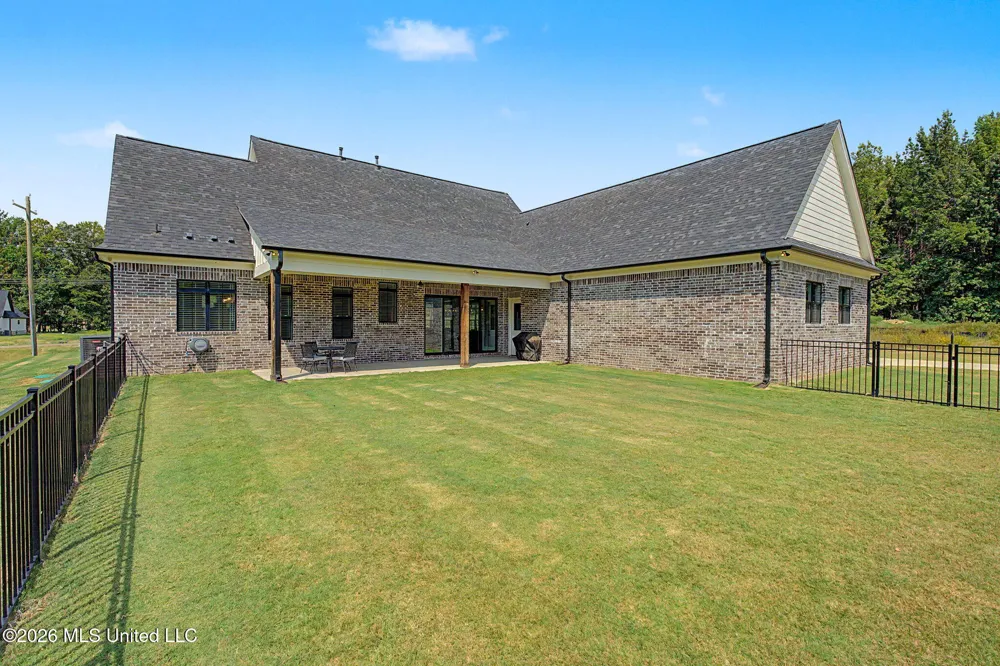 5042 Sophia Lane Hernando, MS 38632