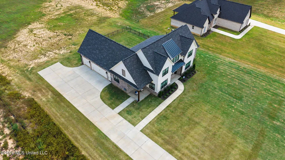 5042 Sophia Lane Hernando, MS 38632